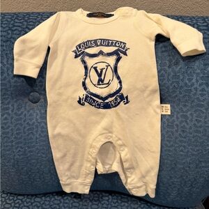 Louis Vuitton newborn onesie long sleeve